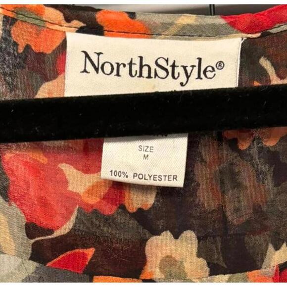 Northstyle Floral Women's Blouse - Picture 2 of 4